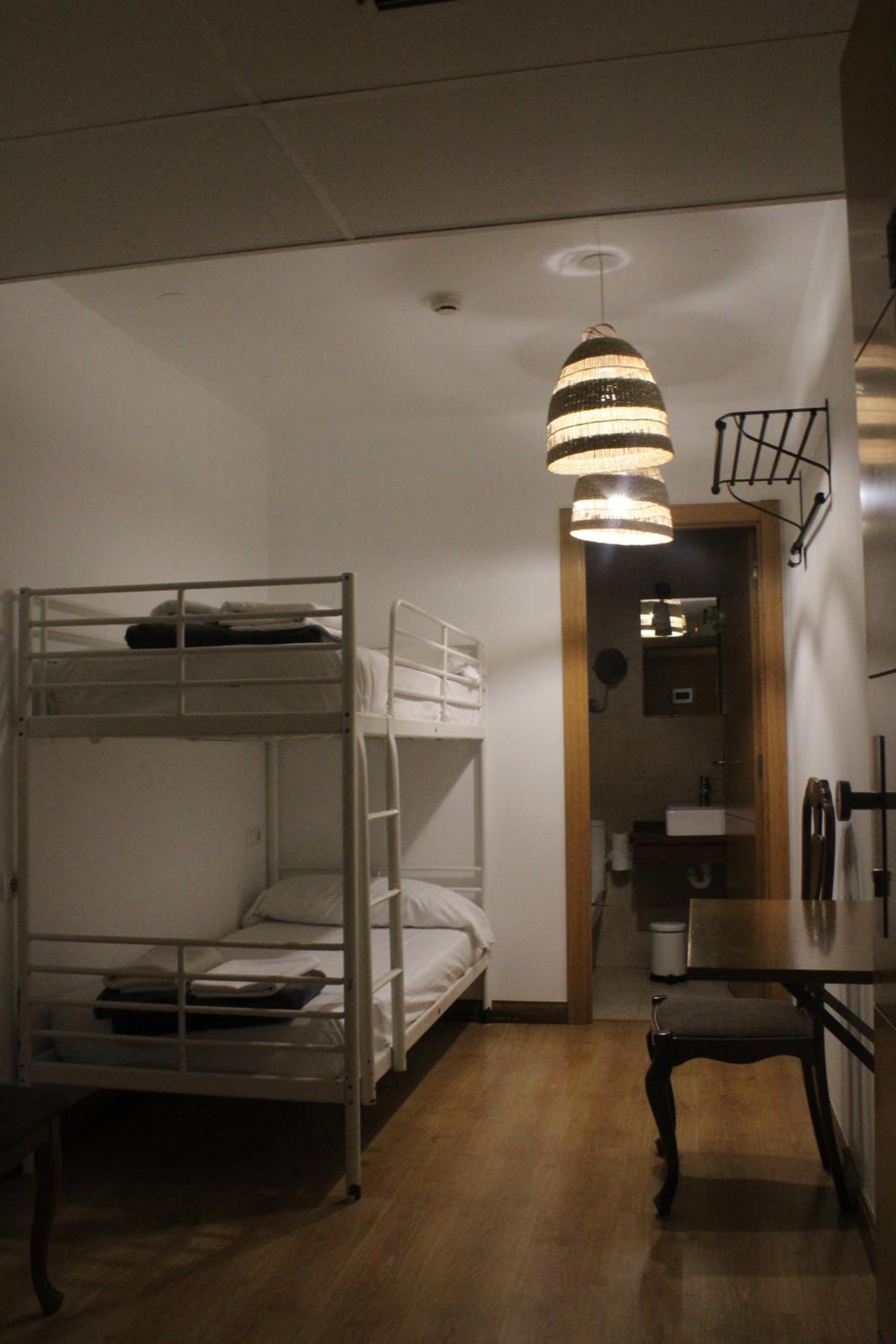 Jakue Hostel *